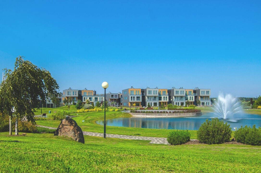 14.4-GOLF-APARTMENTS1